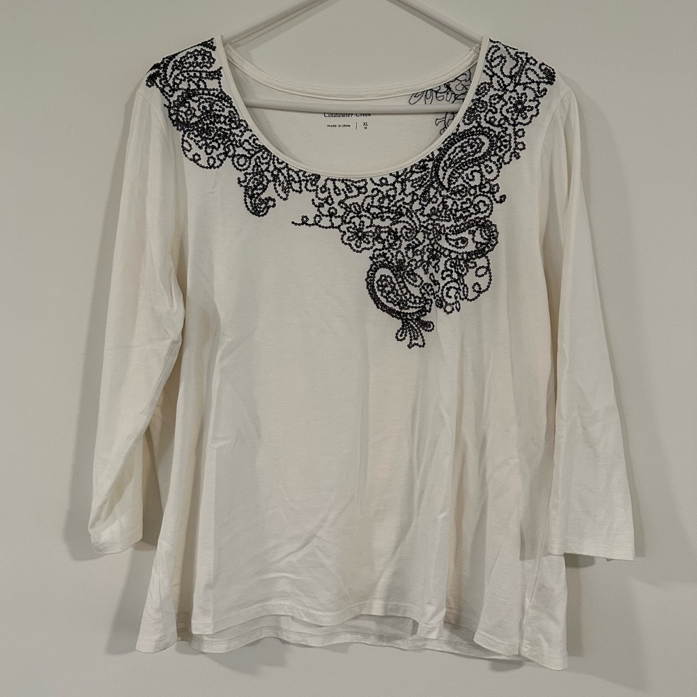 Embroidered 3/4 sleeve blouse XL